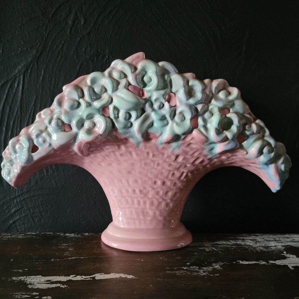 Vintage Royal Haeger Vase / Planter Fan Basket, Pink and Blue Royal Haeger